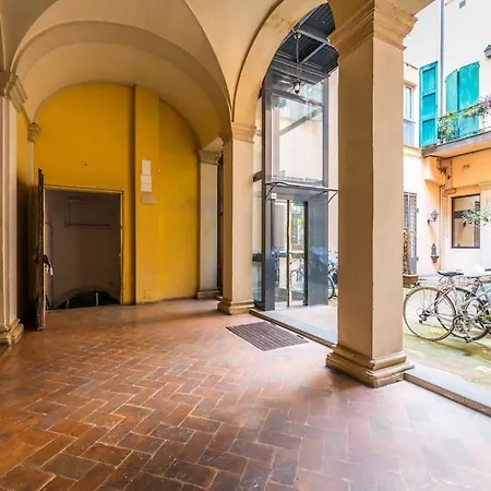 Διαμέρισμα Piazza Maggiore Wood